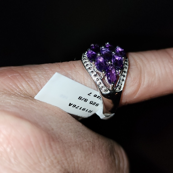 Brand new with tag. - Picture 3 of 4